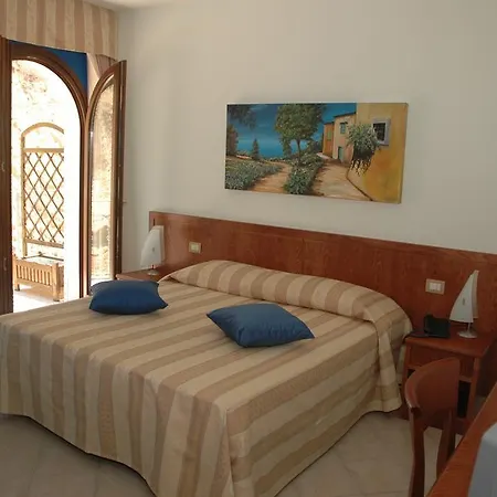 Agriturismo L'arca Di Anna Brambilla * Belvedere Marittimo