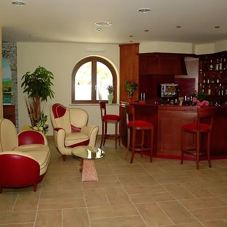 Farmház L'arca Di Anna Brambilla *